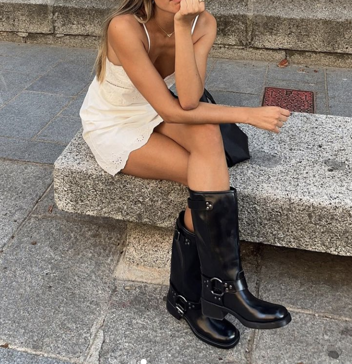 How to Wear Moto Boots: Top 15 Stylish Outfit Ideas for Women
