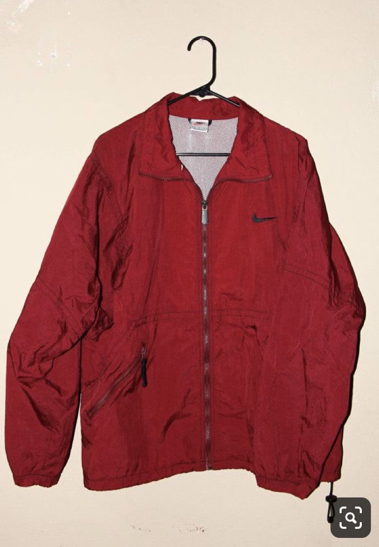 Top 13 Red Windbreaker Outfit Ideas: Best Style Guide for Women
