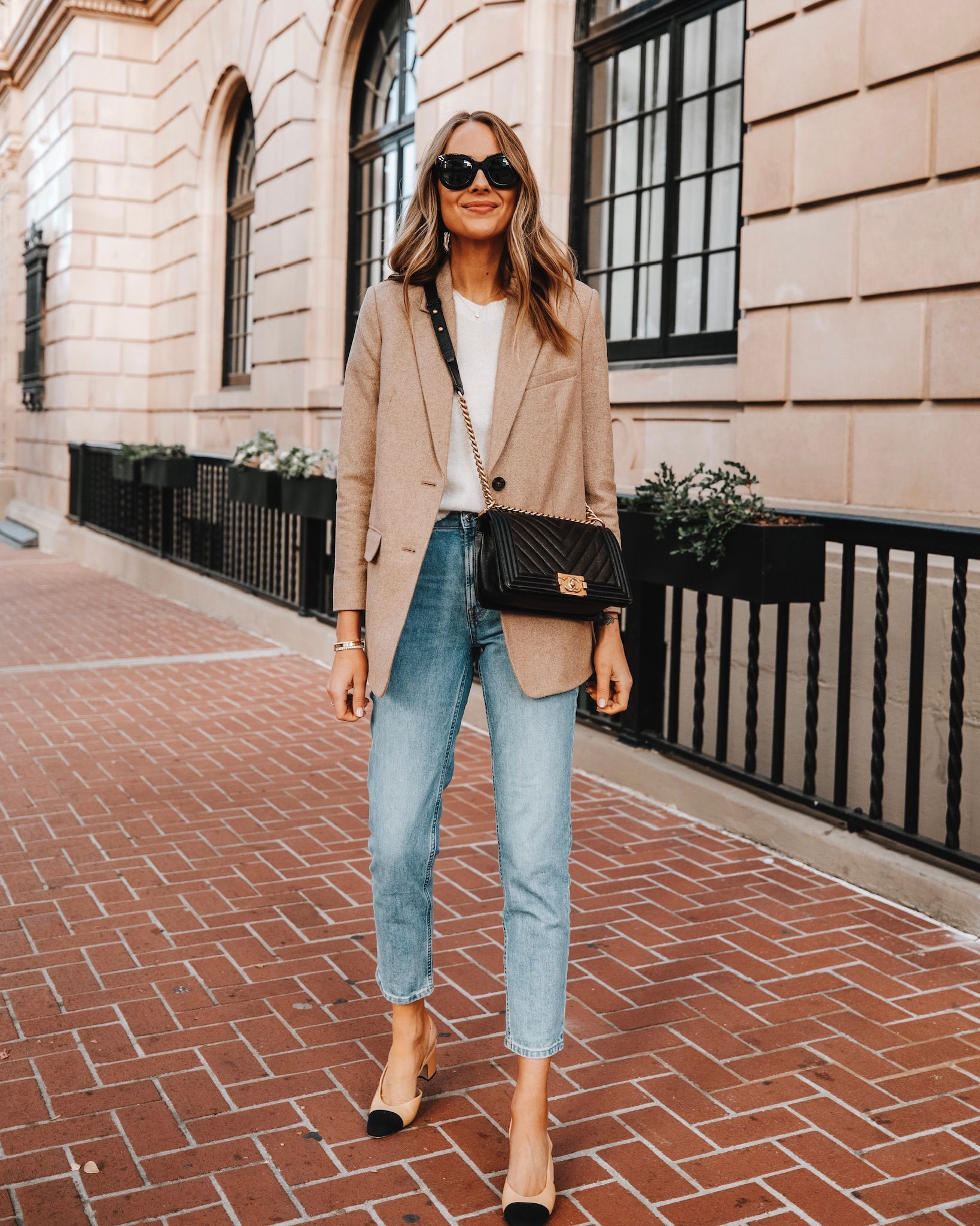 Top 15 Tan Blazer Outfit Ideas for Ladies: Style Guide