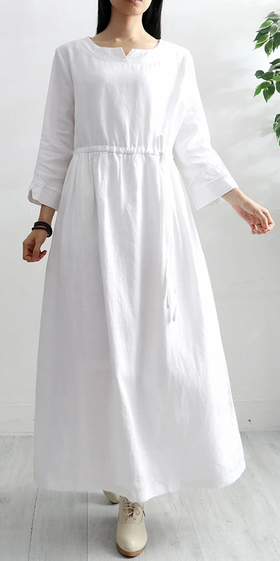 15 Breezy & Refreshing White Tunic Top Outfit Ideas for Ladies