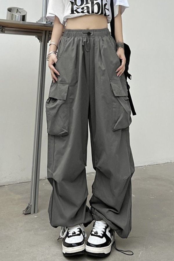 Buy Stylish women cargo pants and enhance your looks