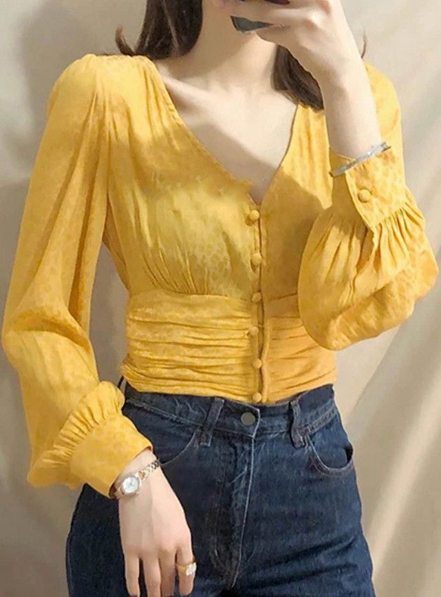 Ways to Style a Yellow Blouse for Spring