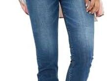 Explore trendy women’s jeans: high waisted, ripped & stylish!