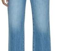 Explore Trendy Women’s Denim: High-Waisted & Stylish!