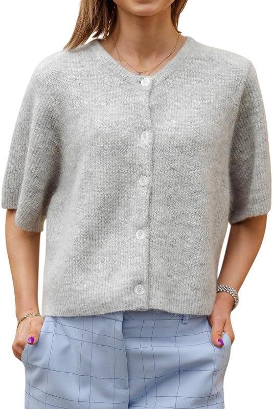 Explore Stylish Women's Cardigans: Classy, Versatile, Affordable!