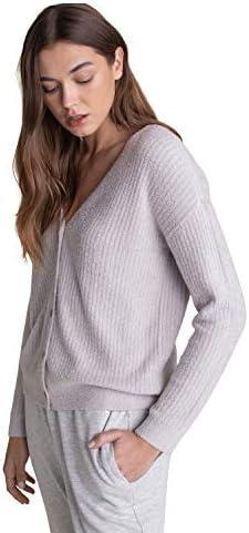 Explore Trendy Women's Sweaters for Fall Fashion!