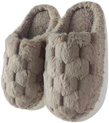 Explore Cozy‌ Women's Slippers: Comfort & Style Await!