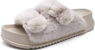 Cozy up this winter with our stylish and warm slippers!