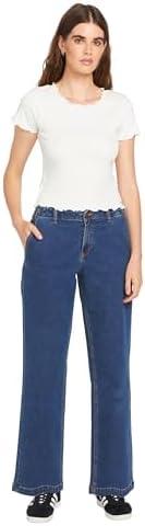 Explore Trendy Women's Denim at Affordable Prices