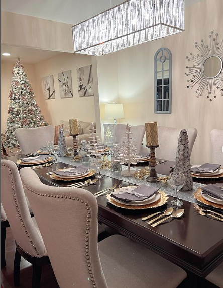 Silver and Gold Christmas Table