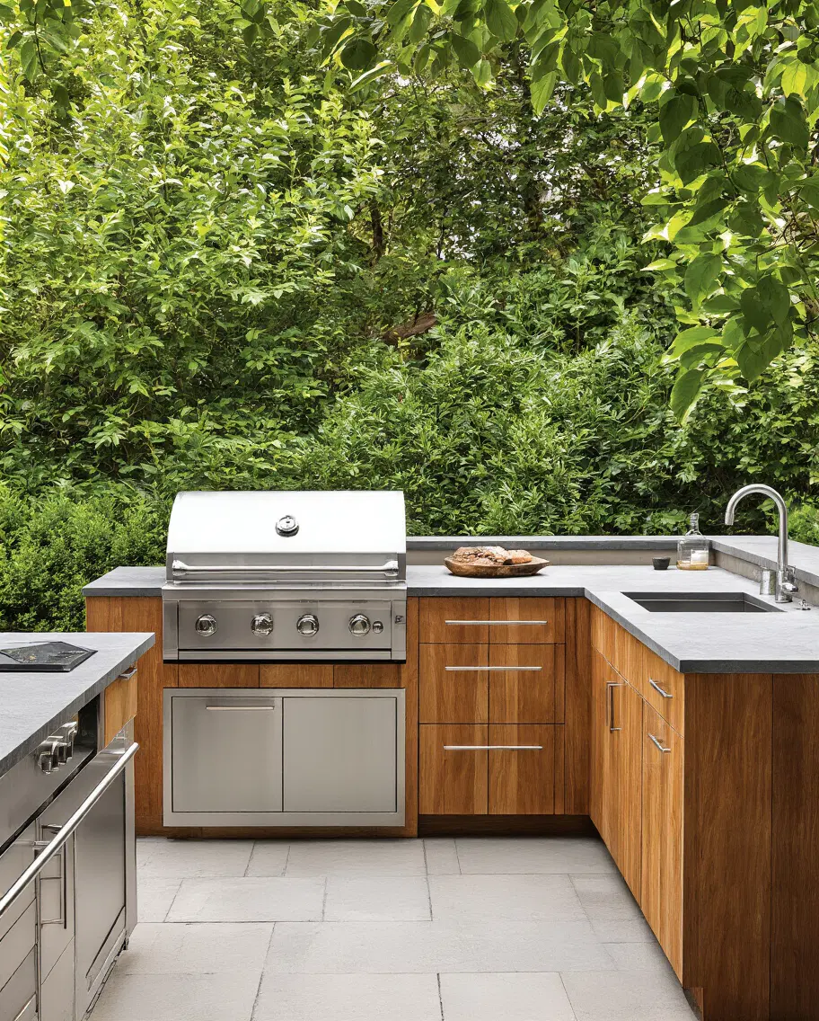 efficient l shaped outdoor kitchen with sink