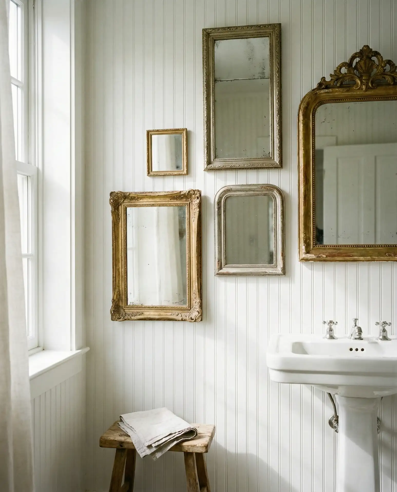 Framed Vintage Mirrors in Clusters 2