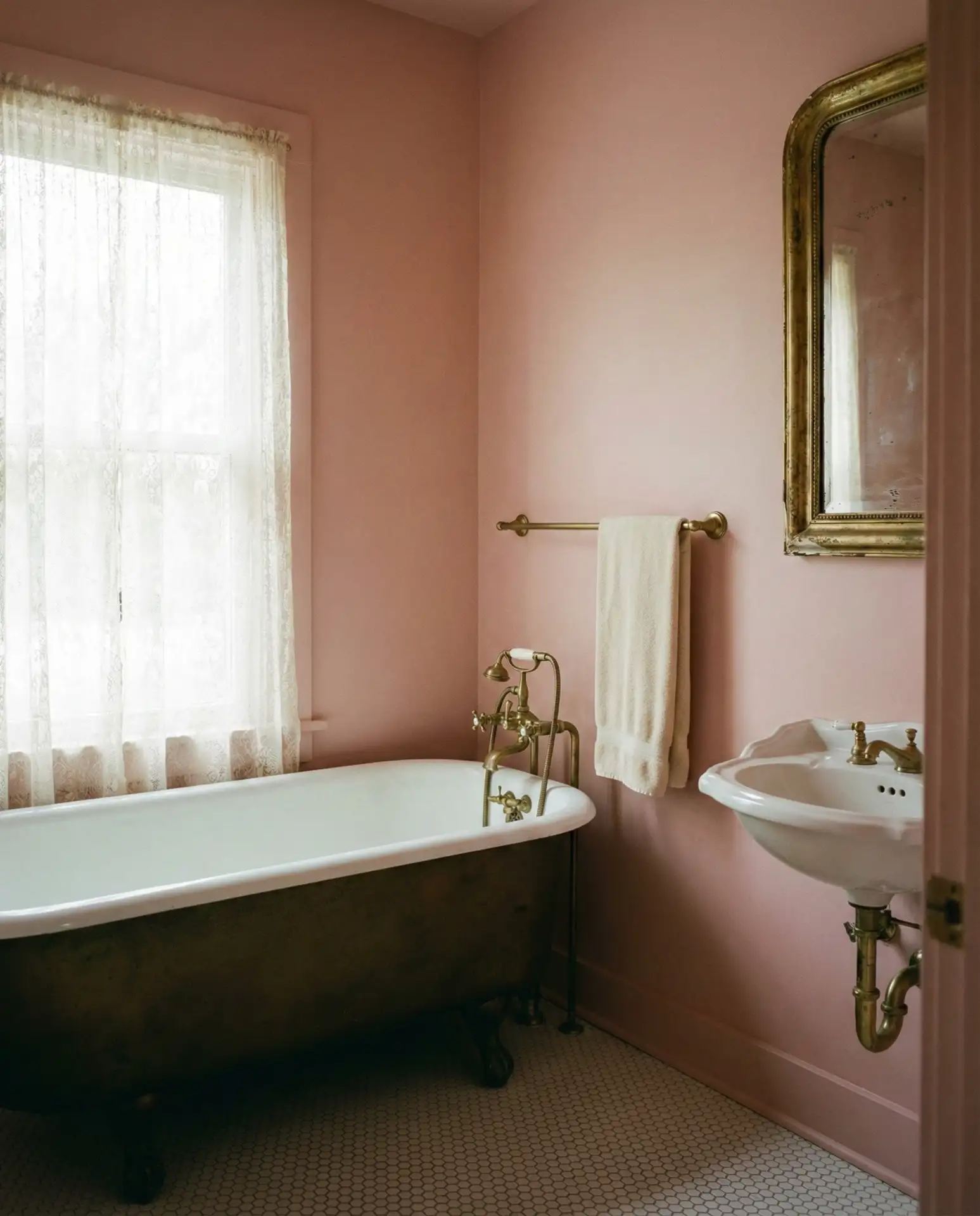 Navy Blue Shiplap in a Half Bath 2