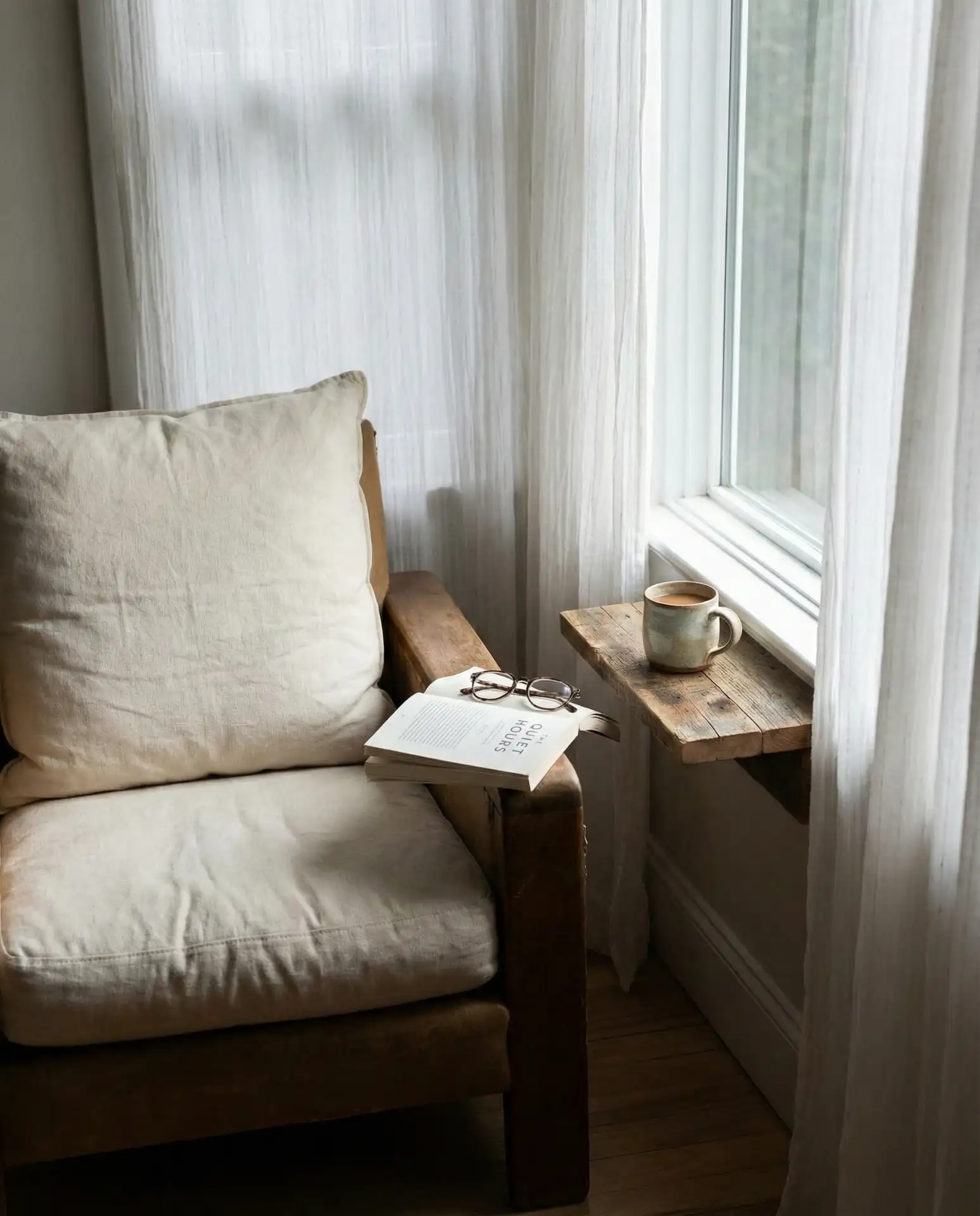 Cozy Reading Nook Creation 2