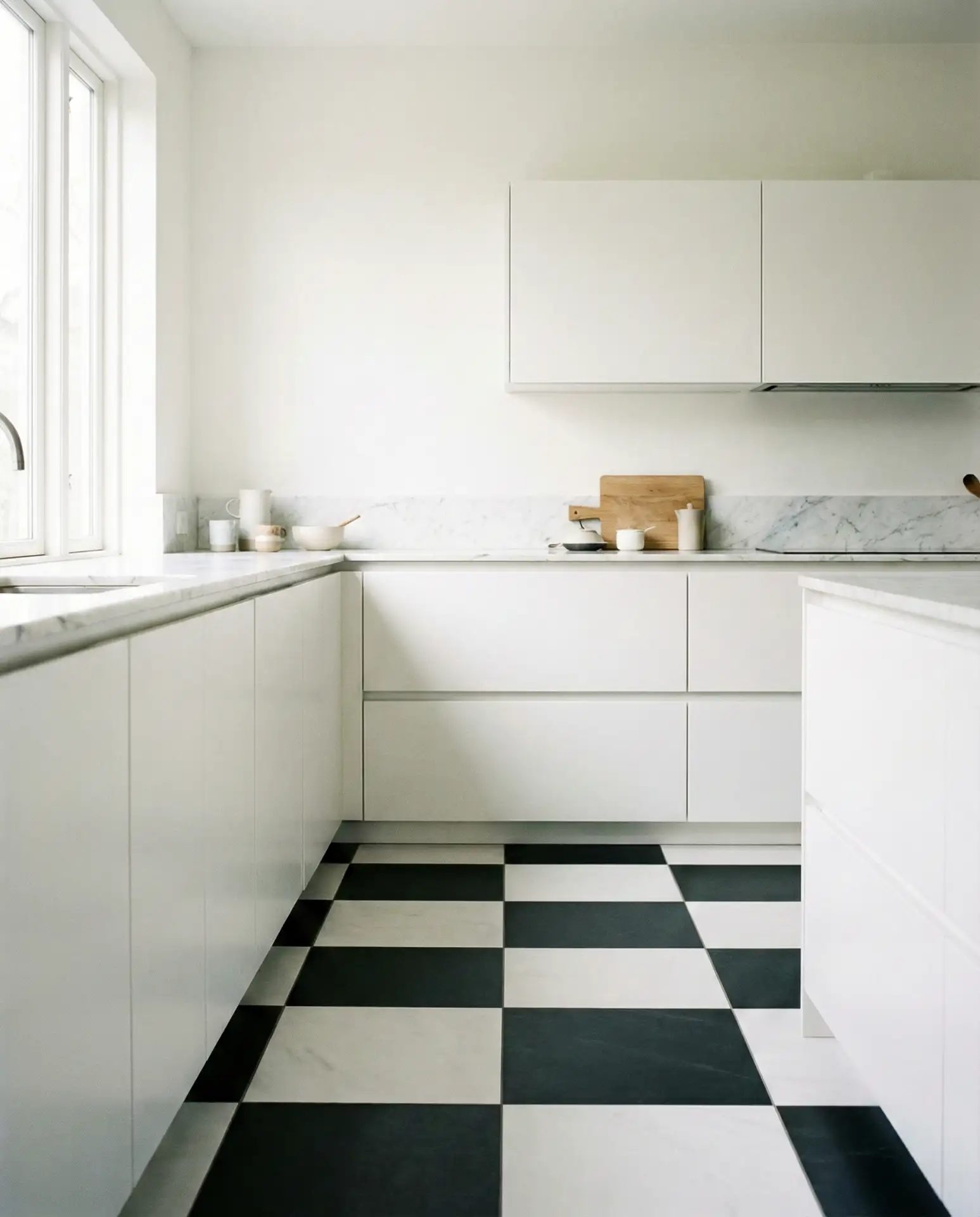 Modern Checkerboard in Large Format 1