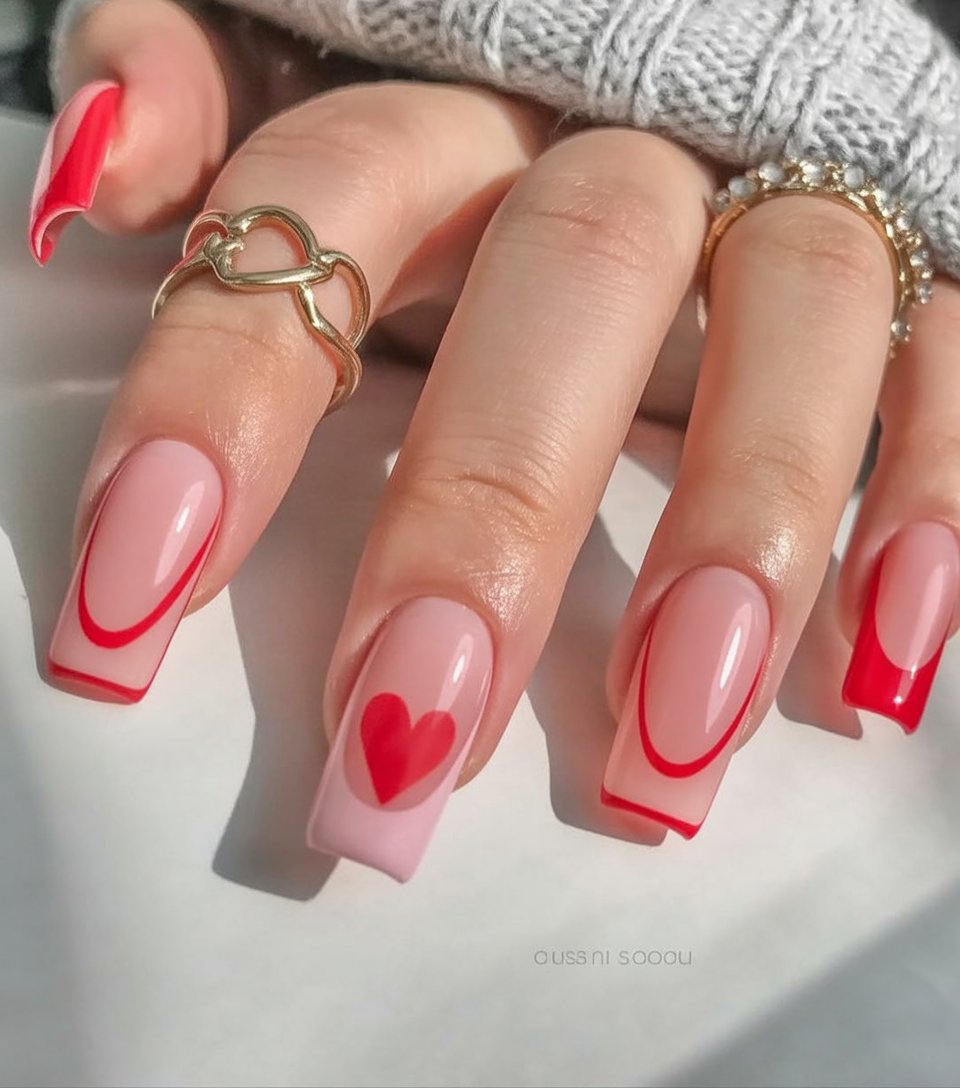 Classic red outline square nails