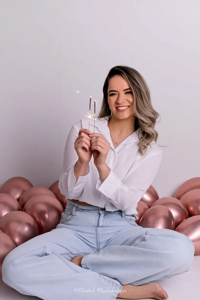 Cropped button-down with light-wash jeans