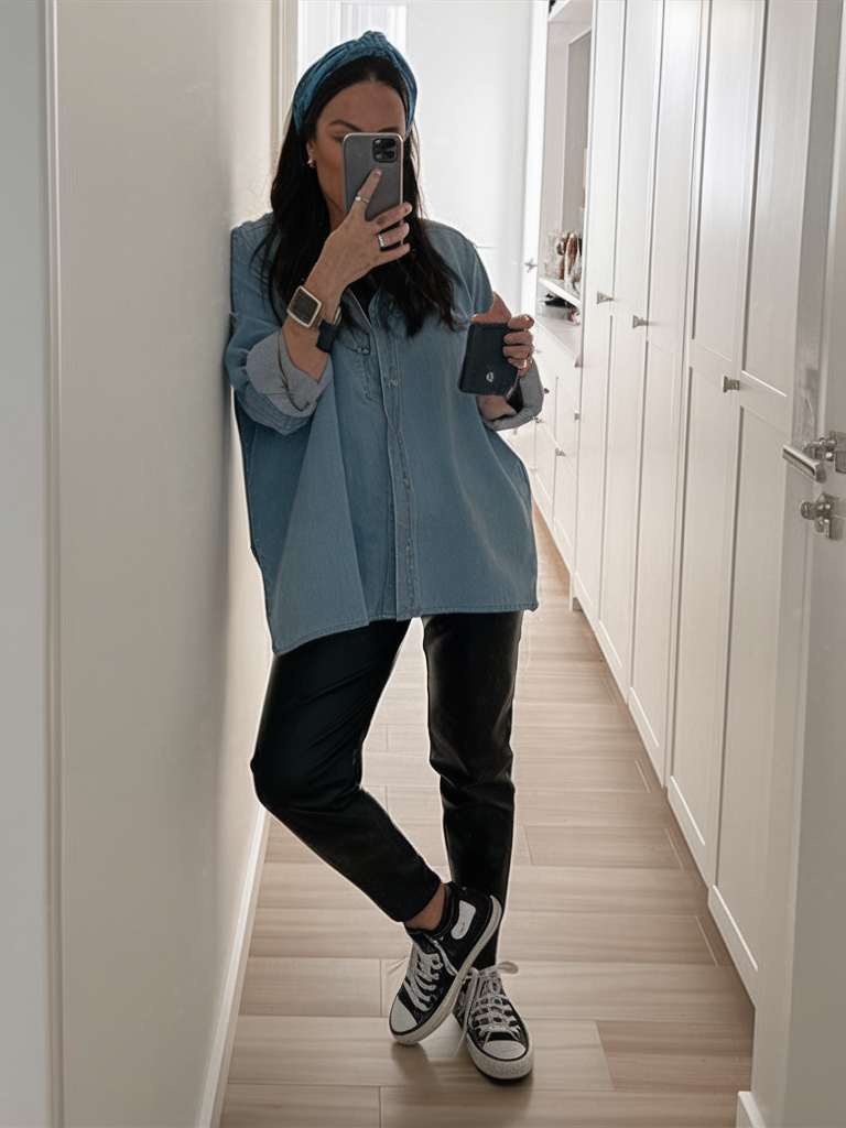 Relaxed Denim Chic Outfit